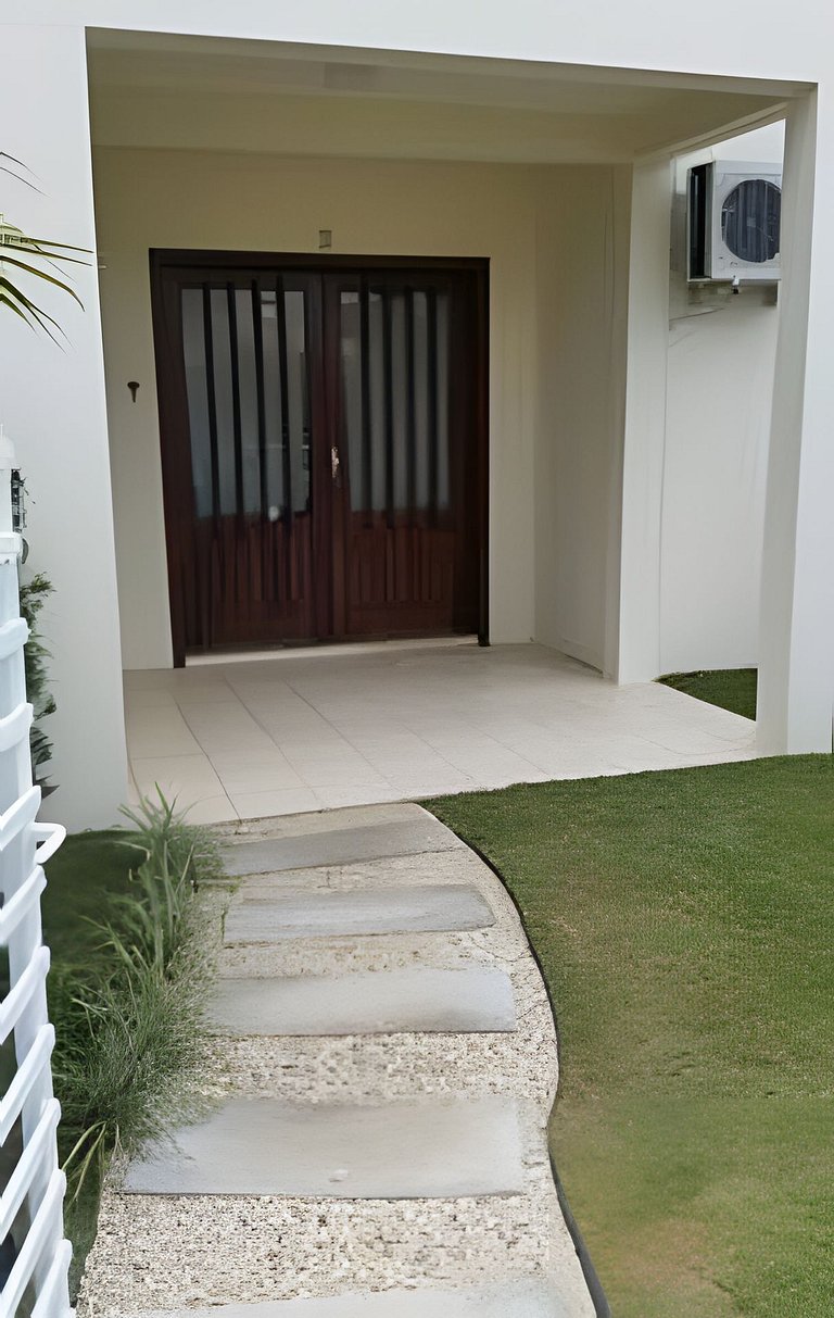 Lindo apartamento a 80m da praia - Apto. 2