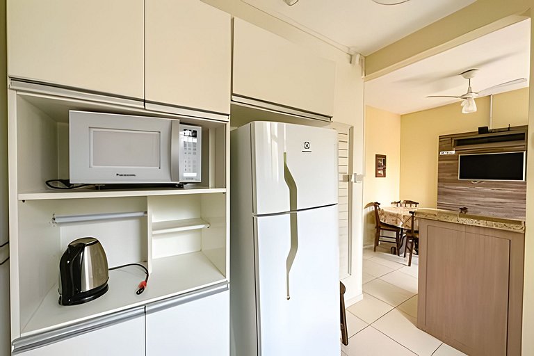 Apartamento 1, térreo p/ 5 pessoas, a 80m da praia