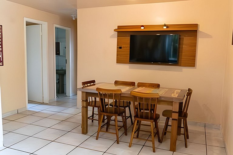 Ap Térreo com pátio top até 8 pessoas – Apto 7