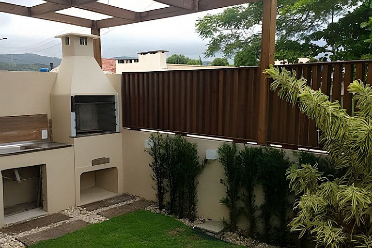 Maravilhosa casa com vista para o mar