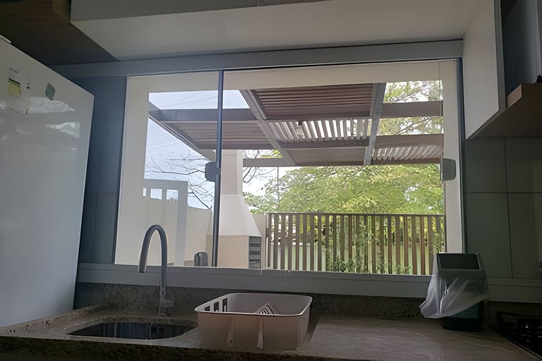 Maravilhosa casa com vista para o mar
