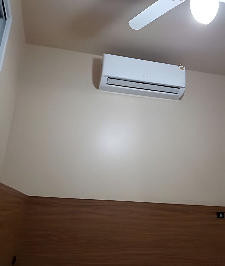 Novo, no centro e a 180m da Av. Beira Mar - Apto 8