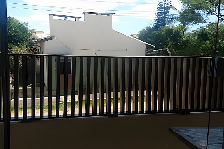 Novo, no centro e a 180m da Av. Beira Mar - Apto 8