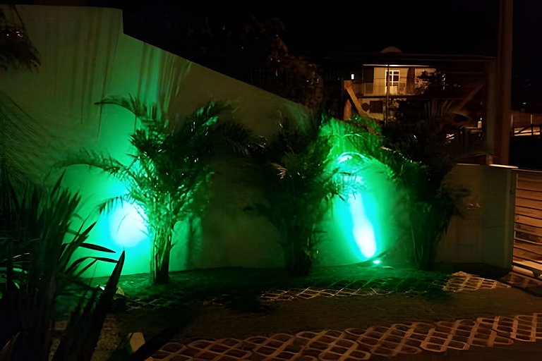Apartamento 4 - sensacional a poucos passos do mar