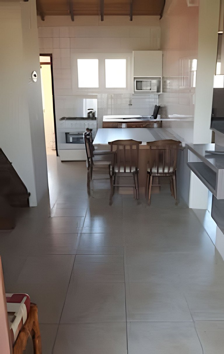 Apartamento 4 - sensacional a poucos passos do mar