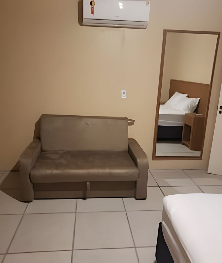 Ap Térreo com pátio top até 8 pessoas – Apto 7