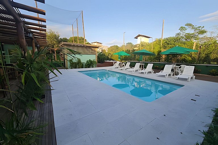 CASA 17 TOP no meio das árvores