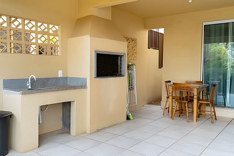 Ap Térreo com pátio top até 8 pessoas – Apto 7