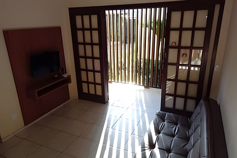 Ótima casa de praia a poucos passos do mar