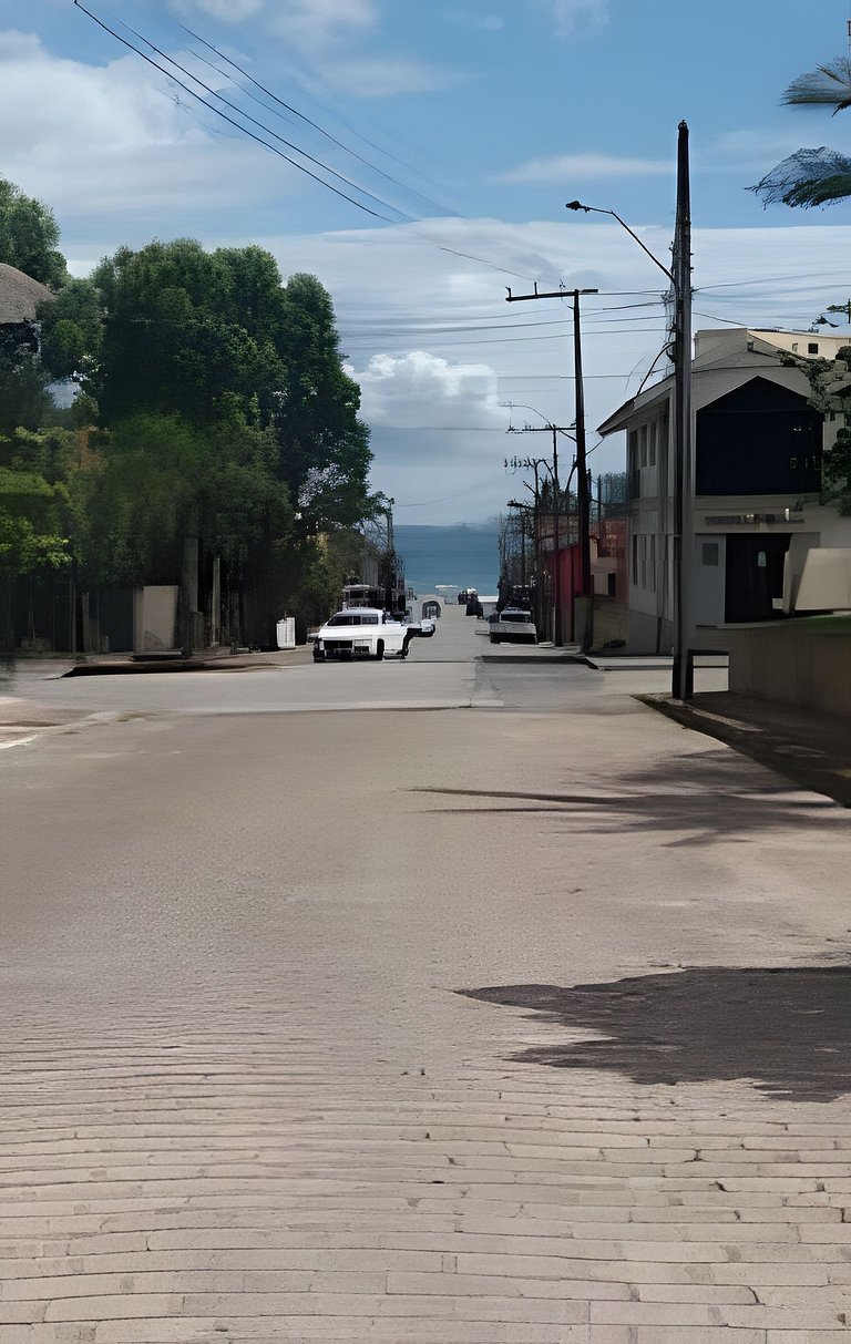 Ótima casa de praia a poucos passos do mar