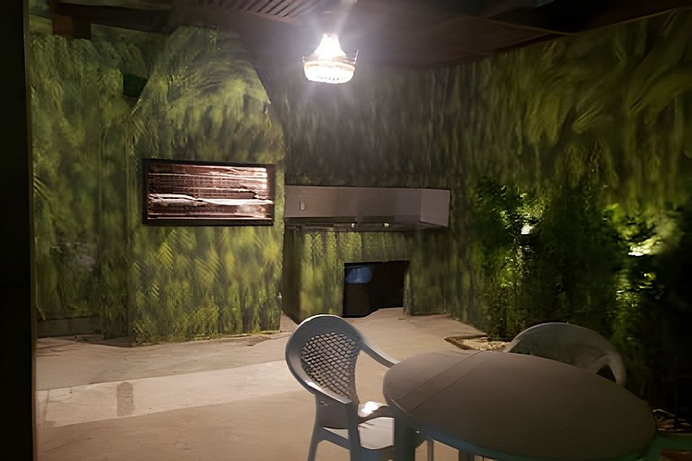 Ótima casa de praia a poucos passos do mar