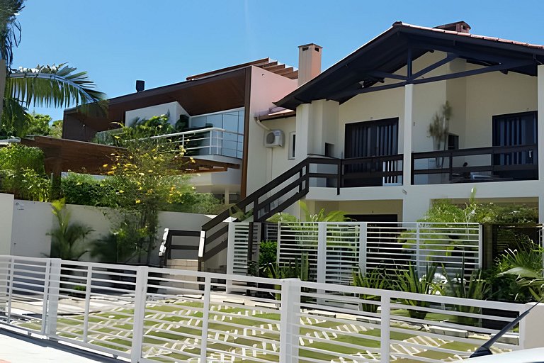 Melhor Custo Benefício a 1 quadra do mar - Apto. 3