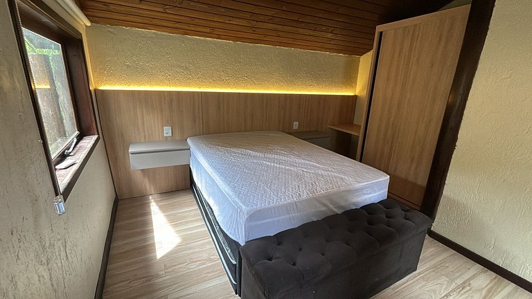 CASA 17 TOP no meio das árvores