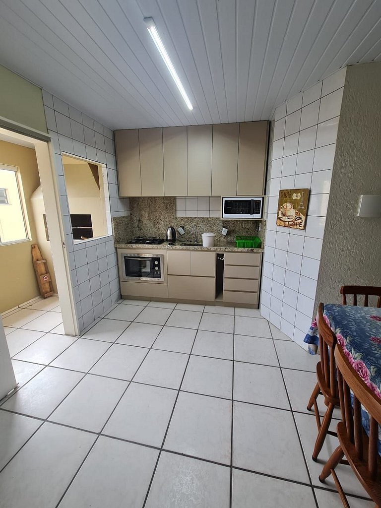 Ótimo apartamento a poucos metros do mar - Apto 5