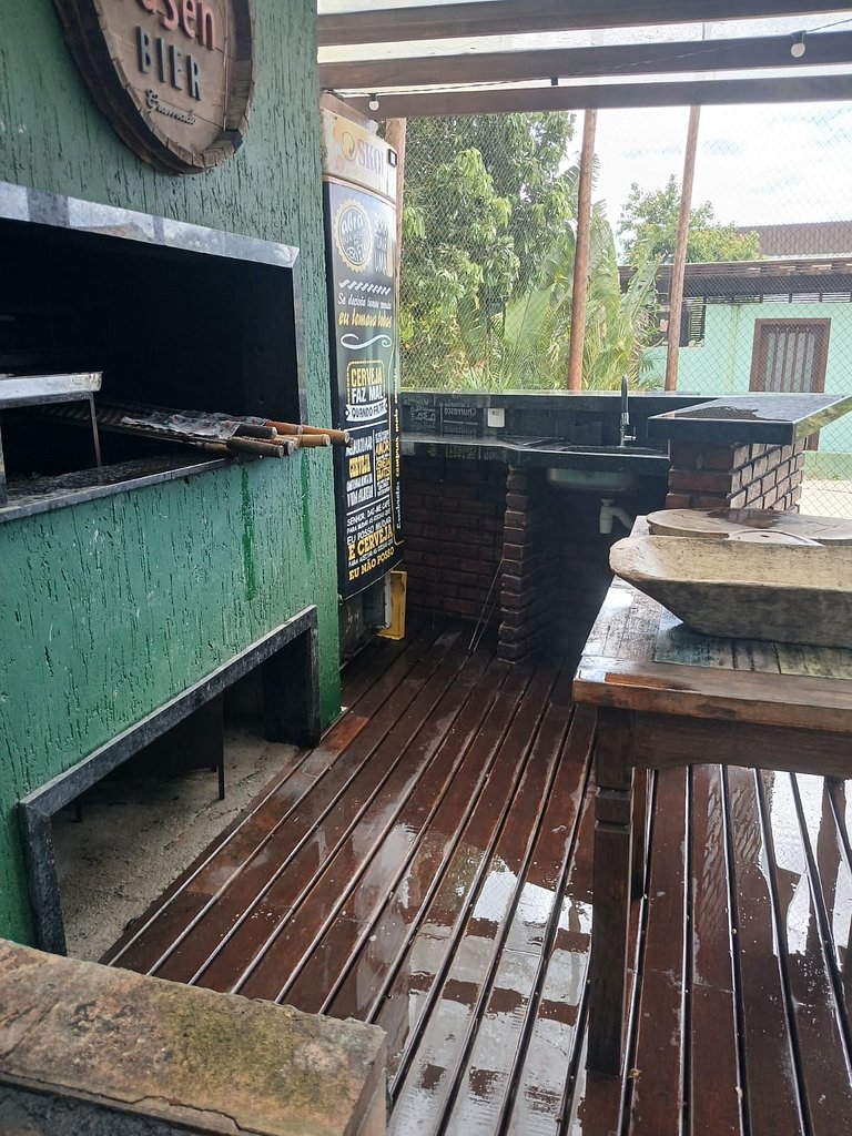 CASA 17 TOP no meio das árvores